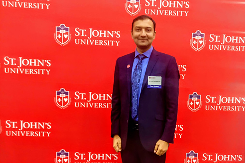 Faculty Member s NSF Grant to Enhance Biomedical Content Search